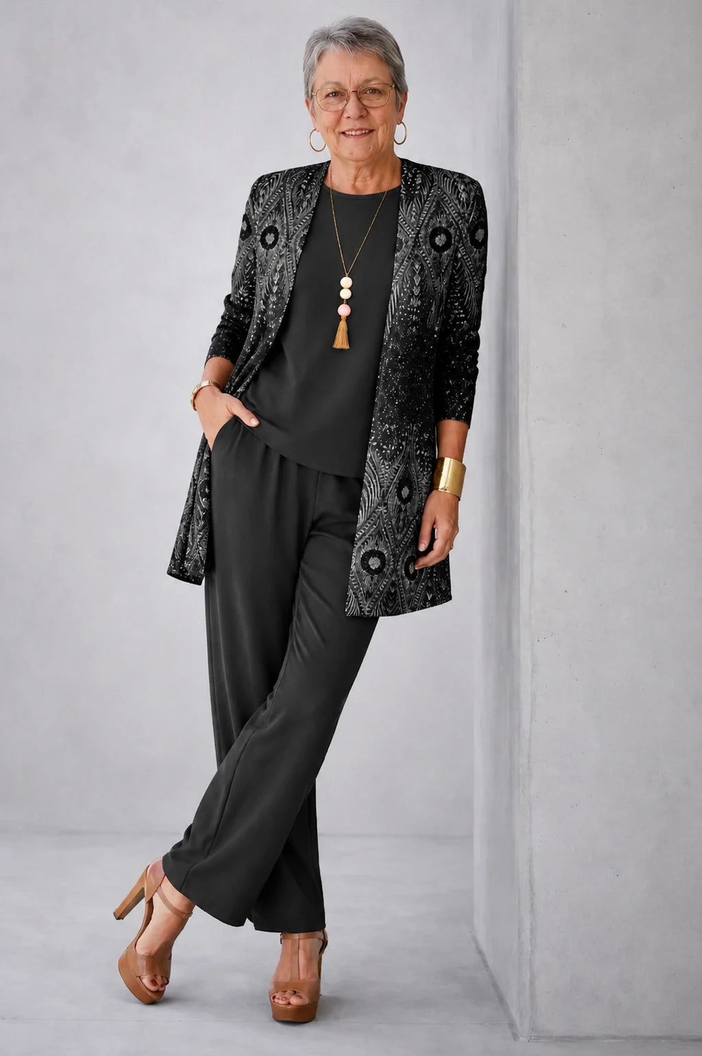 Beatrix – Black Paisley Three-Piece Set - view 1