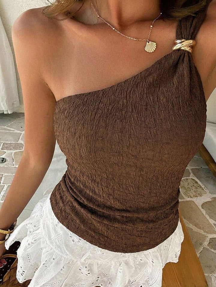 Asymmetric Luxe