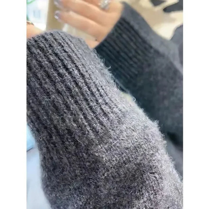 Frankie – Contrast Cat Motif Sweater