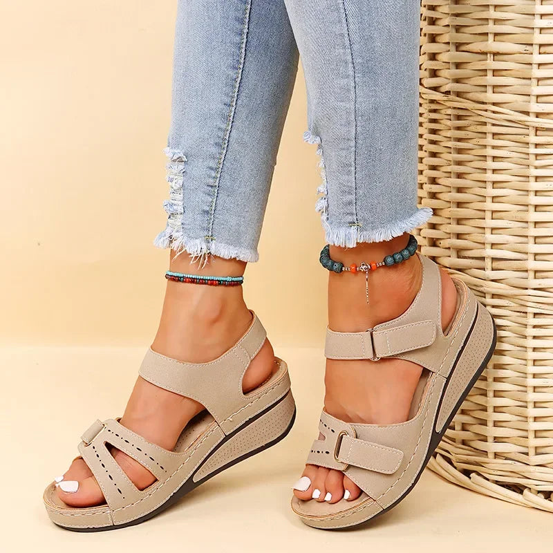 Riviera Wedge